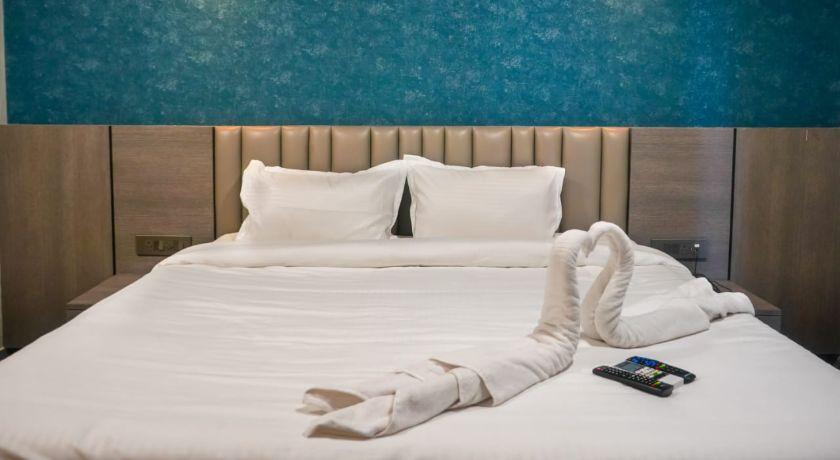 Hotel VR Grand in Vizianagaram