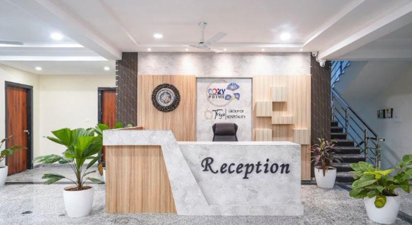 Hotel Cozy Prime Madhapur in Hyderabad