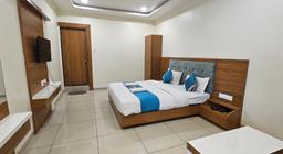 Hotel Akshar Palace in Vadodara