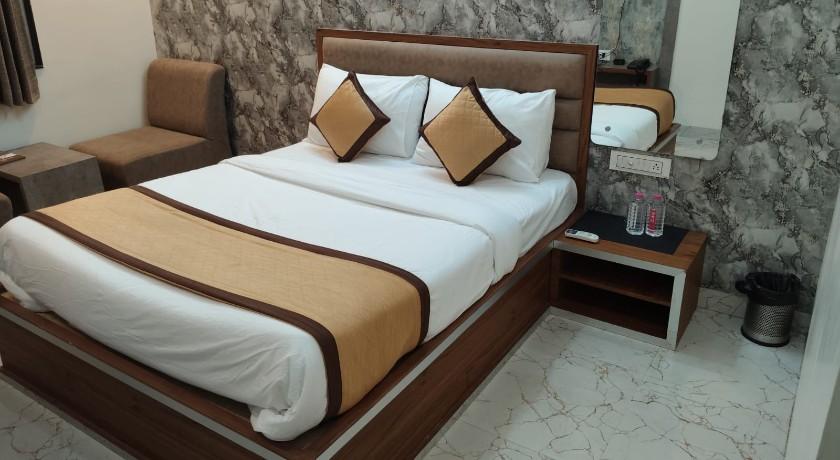 Hotel Royal Elite in Jaipur