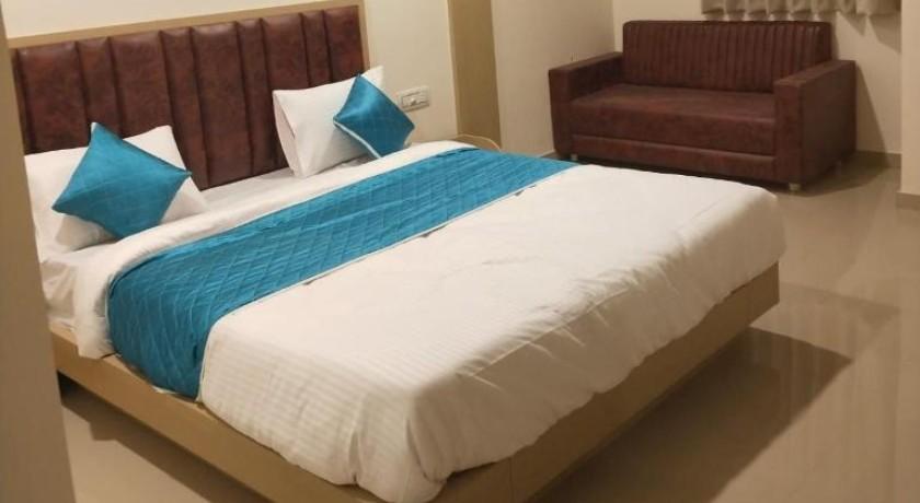 Hotel Krishna Park in Anand