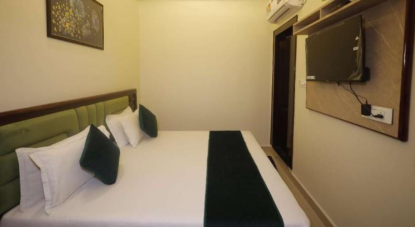 Hotel Pragati Palace in Mathura